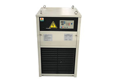 Ultra-low temperature refrigeration unit